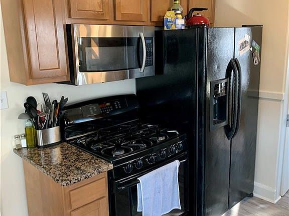 3rd image of 1232 Hathaway Ave