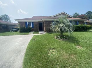 9 Peach Ct, Savannah, GA 31419