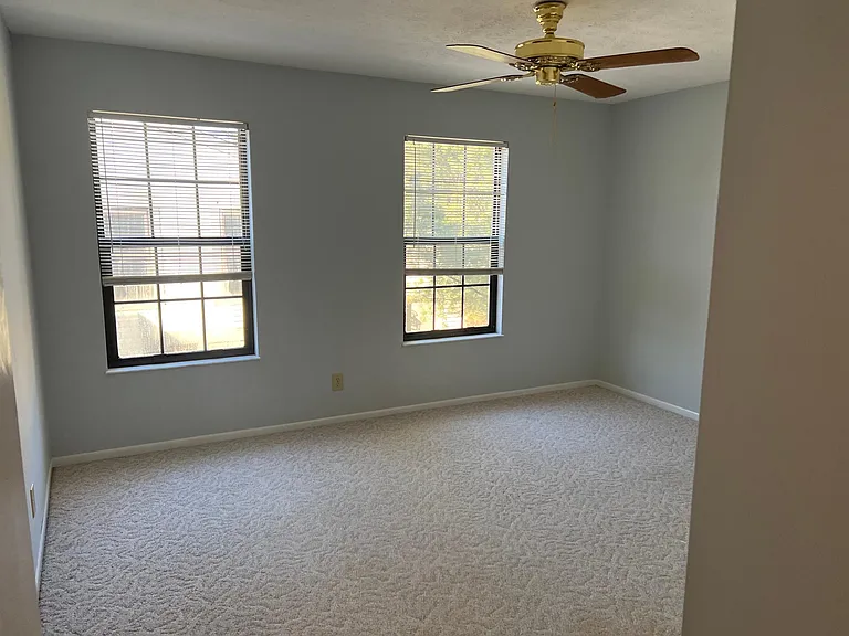 2711 Hurstland Ct — Photo 9