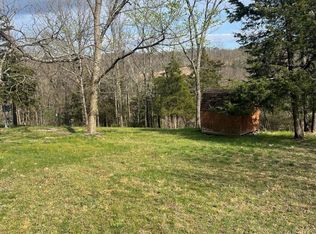 67 Feller Dr, Levels, WV