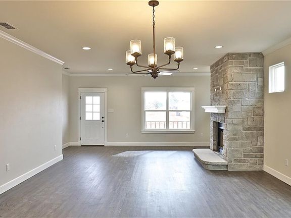 5th image of 1514 Old Settlers Way