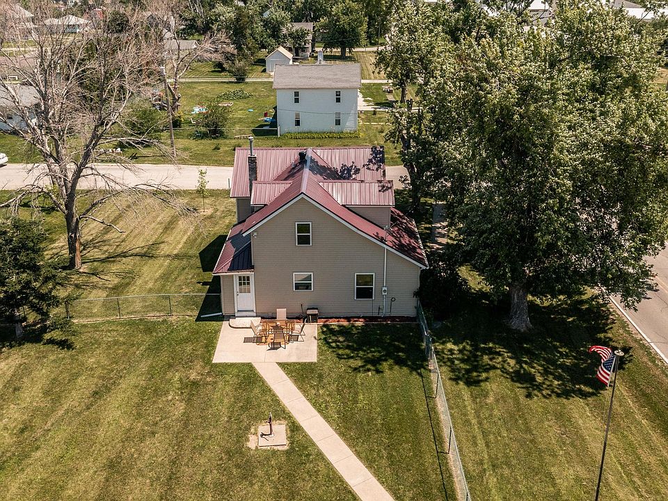 1234 1st Ave, Van Horne, IA 52346 Zillow