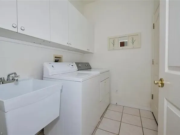 11330 Lakeland Cir, Fort Myers, FL 33913