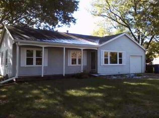 1627 W 21st Ter, Lawrence, KS 66046