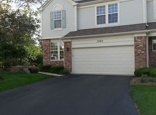 2743 Bay View Cir, Algonquin, IL 60102