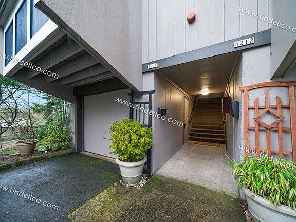3rd image of 4210 SW Garden Home Rd