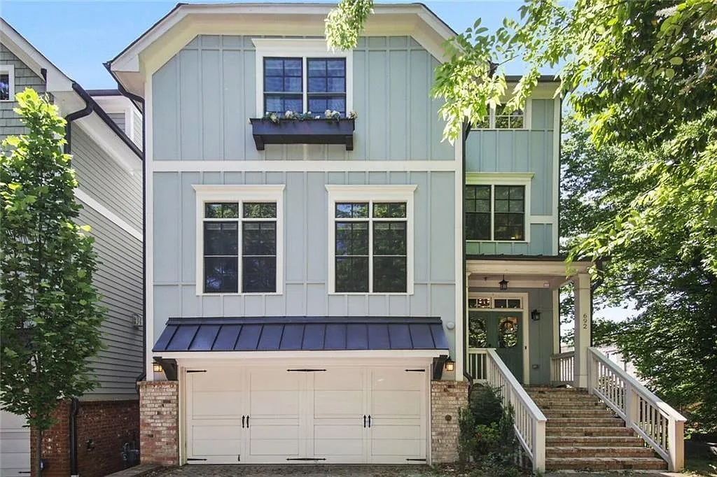 4 bed, 3.5 bath, 2217 sqft, $8,500 — Photo 2