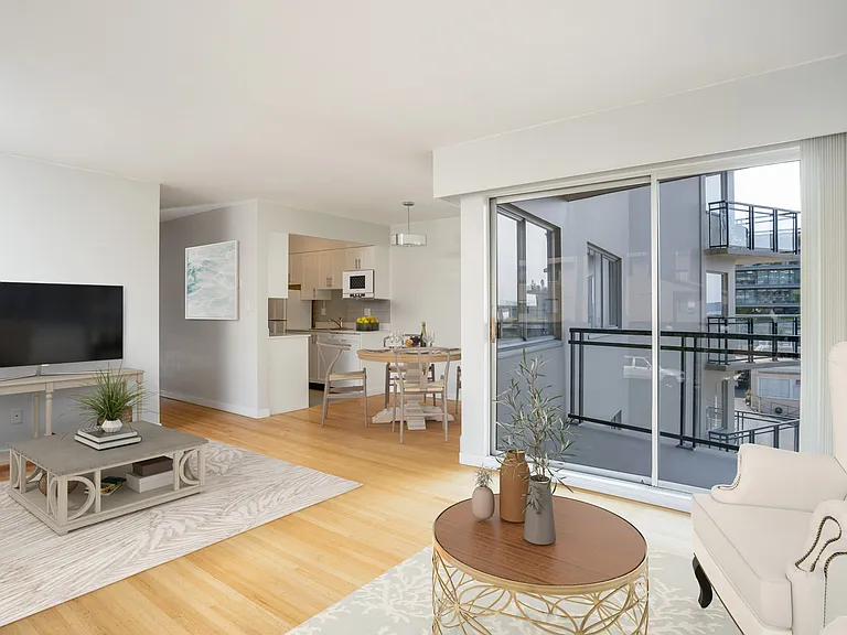 1370 Clyde Ave #305 — Photo 5