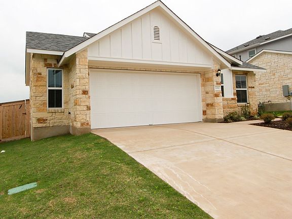 3rd image of 1212 Low Branch Ln