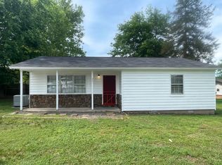 221 Davis St, Dover, AR 72837
