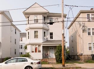 92 Bradford Ave, Fall River, MA 02721