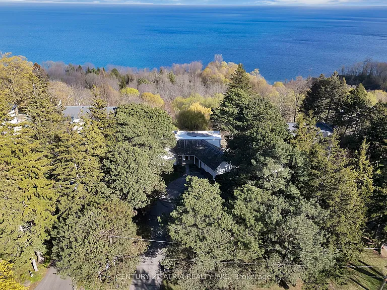 5 Hill Cres — Photo 1