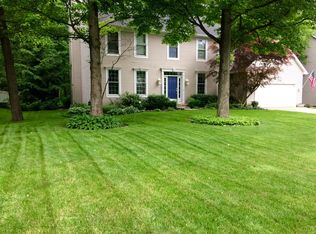 6190 Scarborough Dr SE, Ada, MI 49301