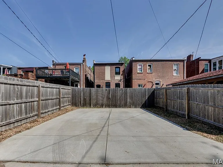 4116 Flad Ave — Photo 44