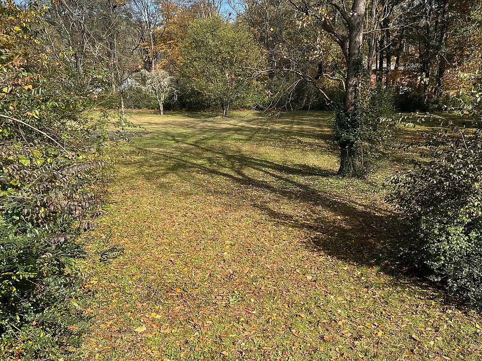 2nd image of 0 Lake Dr