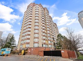 25 Fairview Rd W #707, Mississauga, ON L5B3Y8