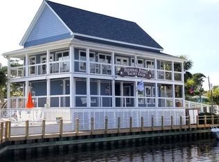 910 Basin Rd #C-35, Carolina Beach, NC 28428