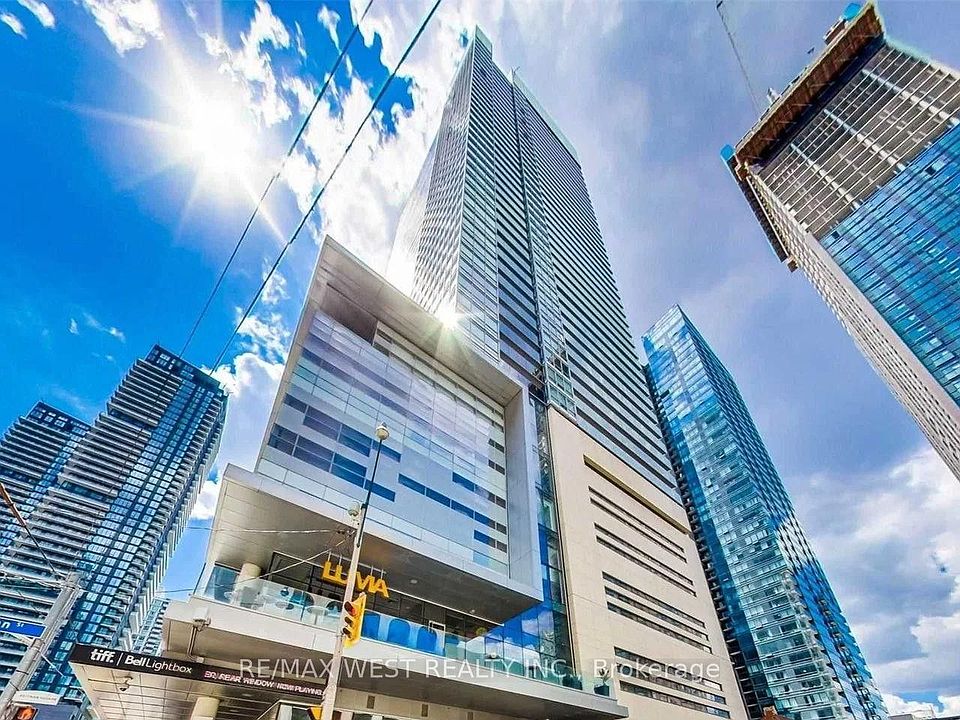 1st image of 80 John St #4405