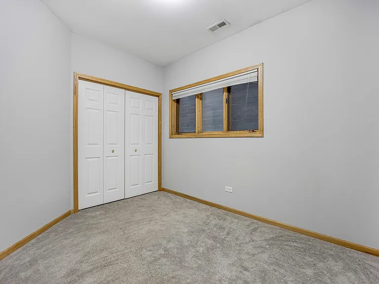 1541 W Walton St #1 — Photo 10