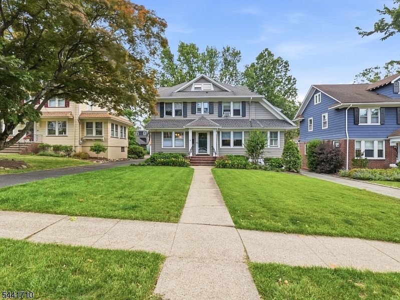 1st image of 42 Courter Ave