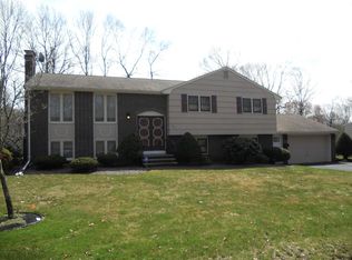 215 Candy Ln, Brockton, MA 02301