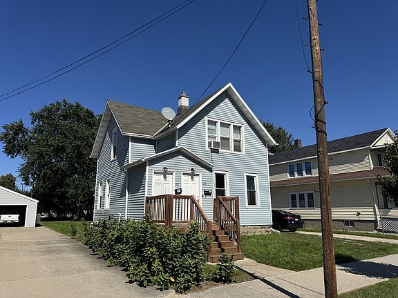 2nd image of 1119 Doty St