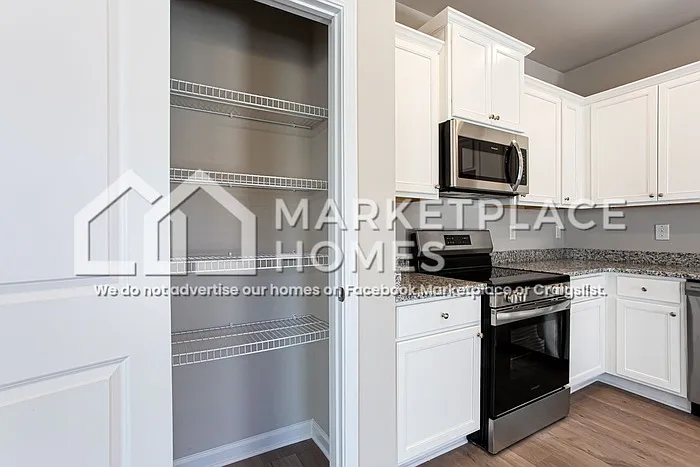 264 Miller Dr #L — Photo 10