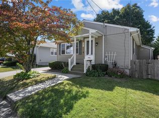 197 Crescent Ave, Cranston, RI 02910