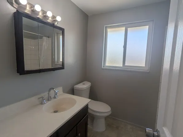 721 Fraser St, Aurora, CO 80011