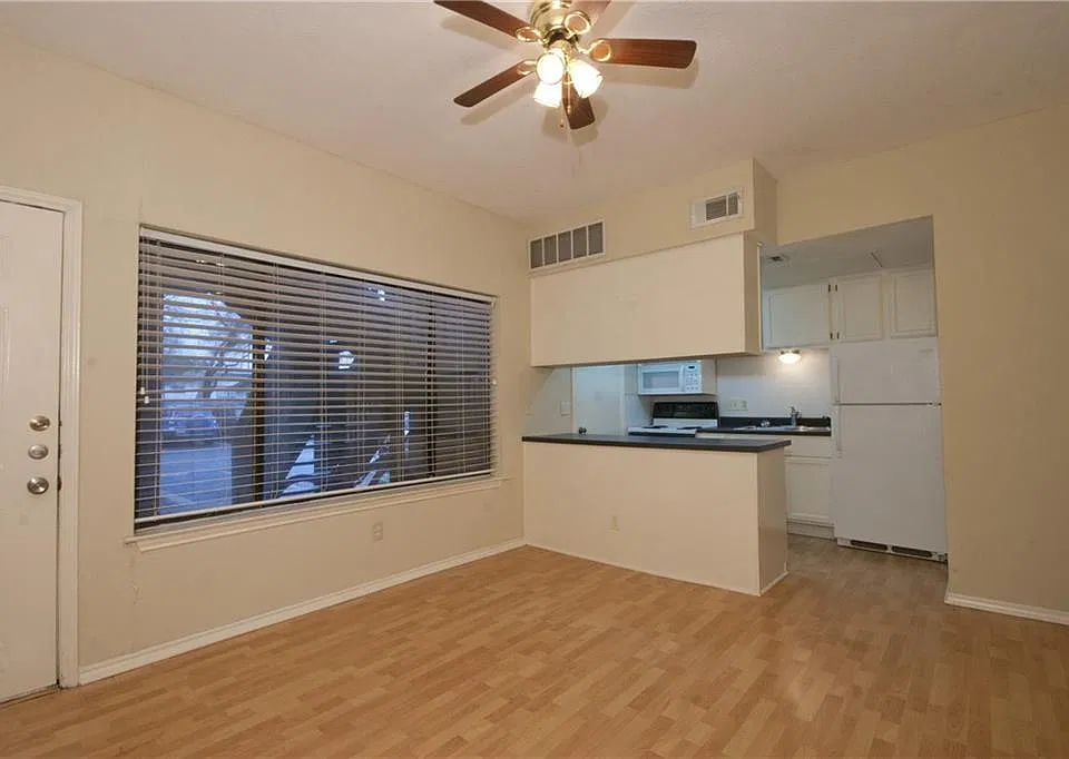 601 Nelray Blvd #14