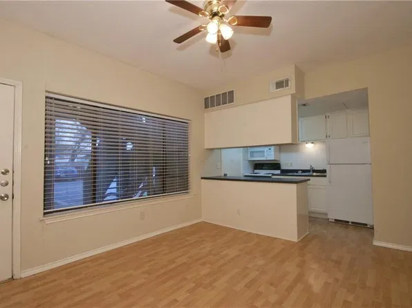 601 Nelray Blvd #14, Austin, TX 78751