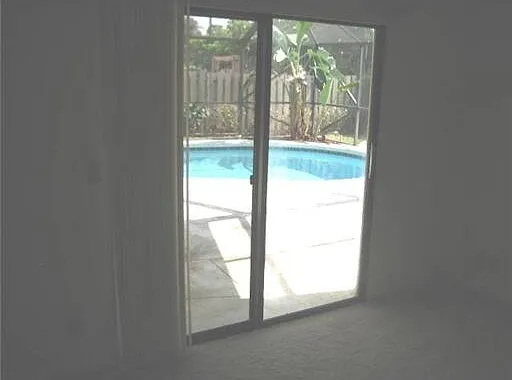 6050 Amberwoods Dr — Photo 8