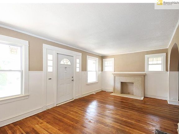 5th image of 4036 College Ave