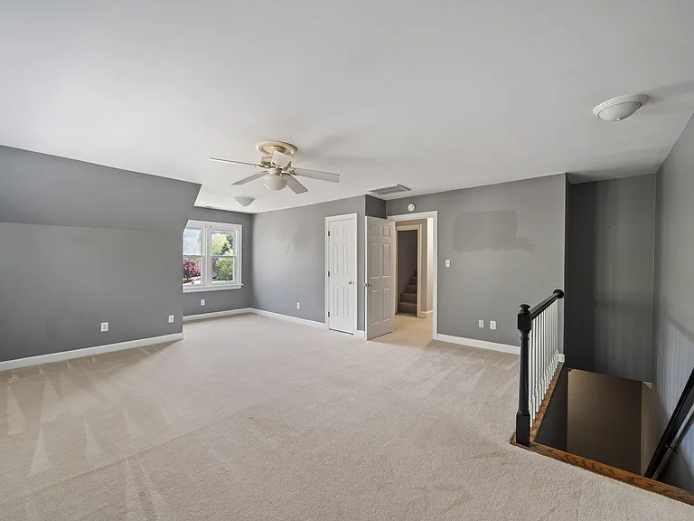 4601 Jamesford Dr — Photo 25