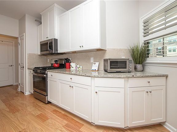 5th image of 7926 Wistar Woods Ct