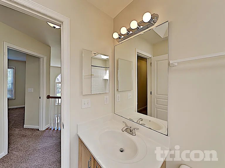 1267 Buckingham Cir — Photo 18