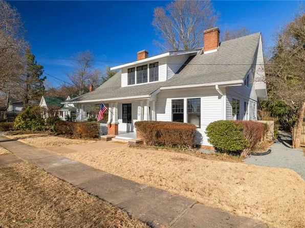 510 Patrick St, Eden, NC 27288