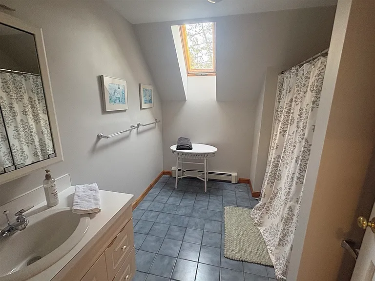 60 Homestead Ln — Photo 13
