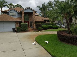 415 N Pine Meadow Dr, Debary, FL 32713