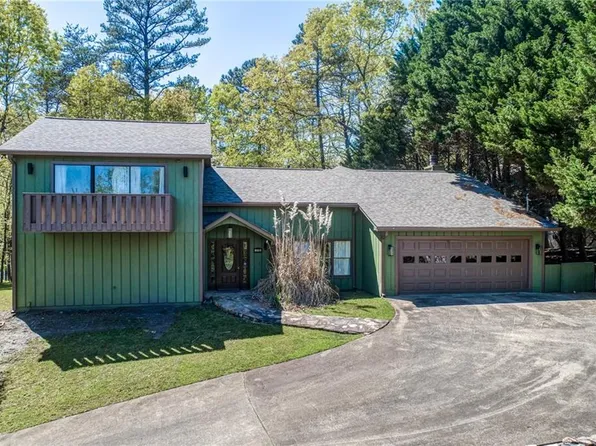 178 Lakeview Cir, Waleska, GA 30183