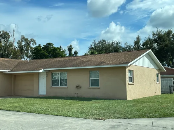 4715 34th St W #A, Bradenton, FL 34210