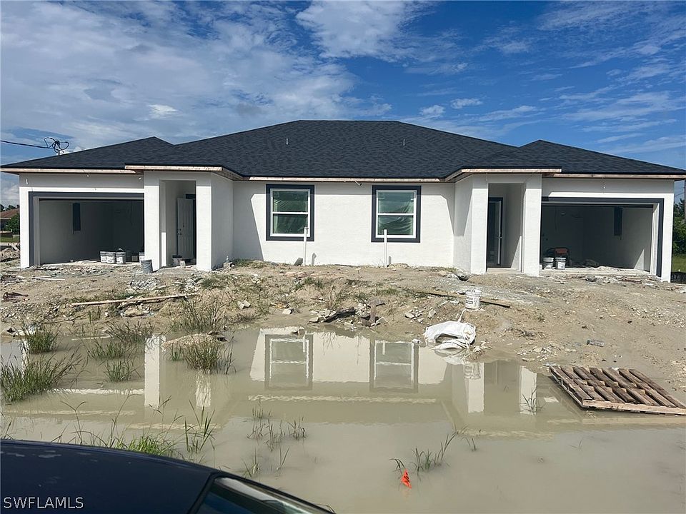 1st image of 440/442 Petite Ave