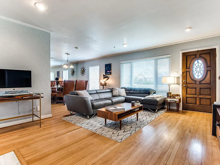 7006 Clayton Ave — Photo 4