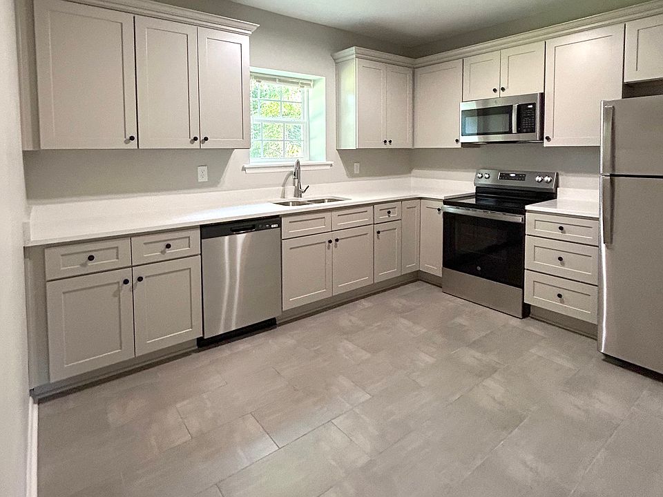Kitchen: Completely Renovated
New Appliances, Cabinets, Countertops, and Flooring