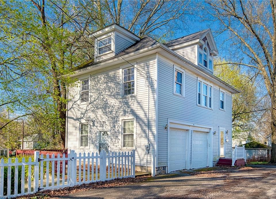 1st image of 1245 Hollyhock Way