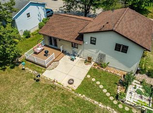 608 Meadowview Ln, Lodi, WI 53555