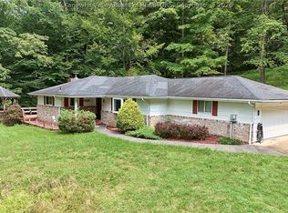 1011 Lynn Oak Dr, Charleston, WV 25313