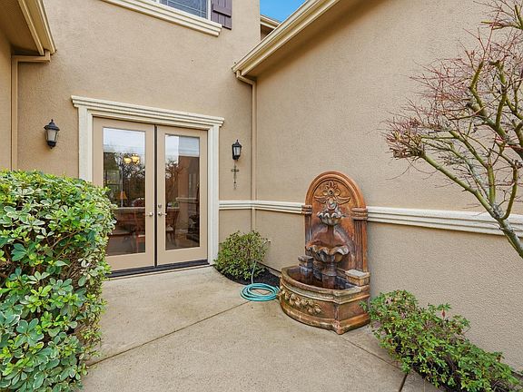 3rd image of 4466 Greenbrae Rd