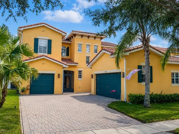 3827 Golden Knot Dr, Kissimmee, FL 34746