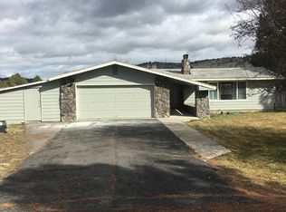 5234 Primrose Ln, Klamath Falls, OR 97601